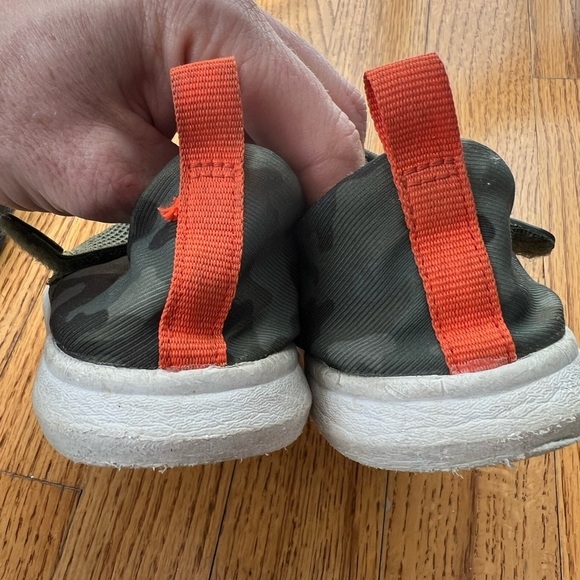 Bundle of 3 Boys Water Shoes Champion Sandals Cat & Jack Water Sneakers Size 10 - Picture 8 of 12